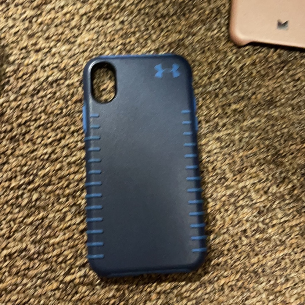 iPhone cases - Picture 9 of 10